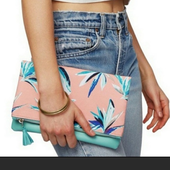 Rachel Pally Handbags - NWOT Rachel Palley reversible clutch paradise